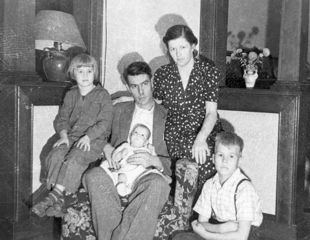 Daughter Betty, Horace with daughter Evelyn (Evie) on his lap, Clara May, Horace Jr.